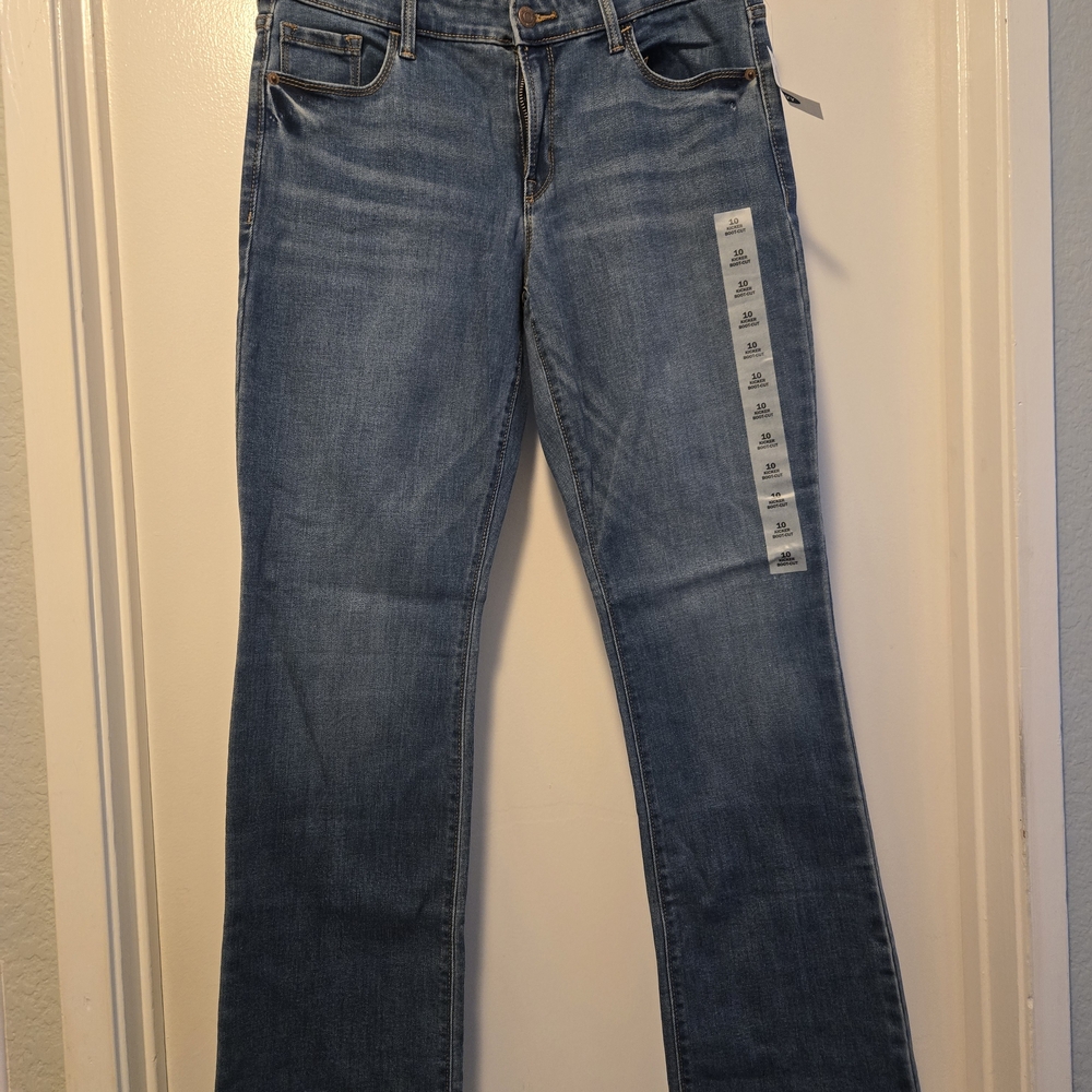Old Navy Women's Medium Wash Blue Jeans